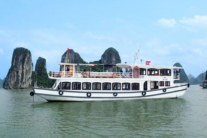 Halong Bay Full Day Tour - 6 Hours Cruising